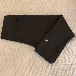 Lululemon Reversible Wunder Under Crops